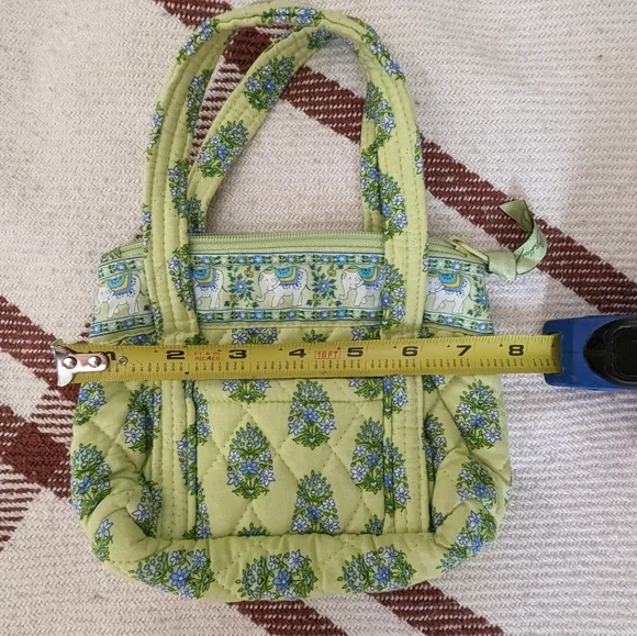 Vera Bradley clutch - Picture 2 of 6